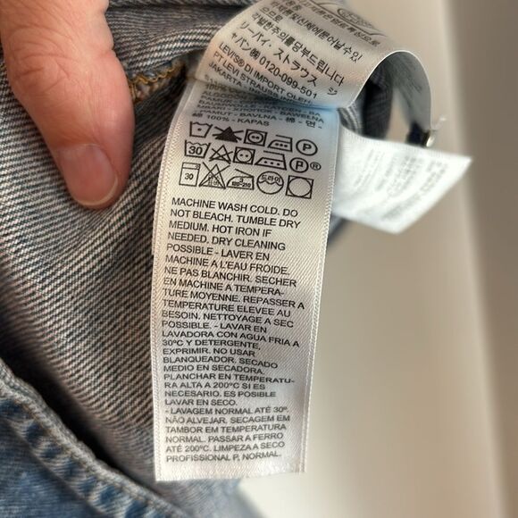 Levi's Men Unisex Classic Blue Button-Up Shirt western denim shirt jacket medium - Picture 8 of 11